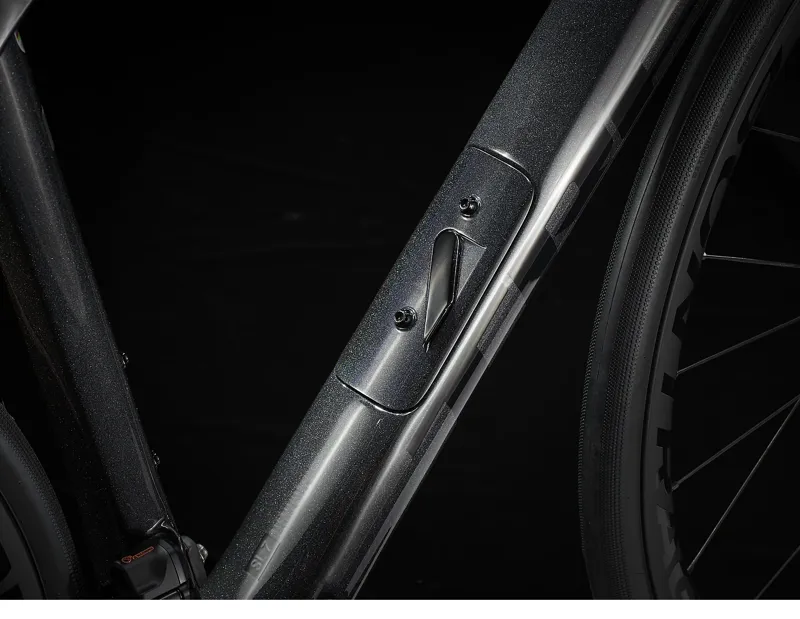 Trek Domane SL 7 Road Bike in Dark Prismatic/Trek Black Size 44cm-8